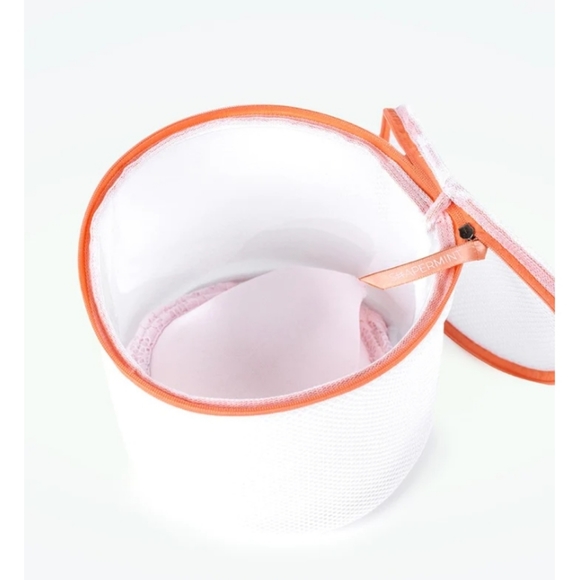 Shapermint Delicate Care Bra Saver - Picture 2 of 5